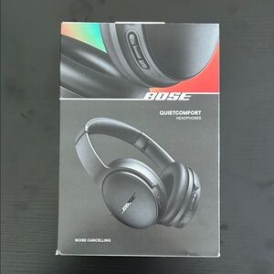 Bose QuietComfort Black Headphones